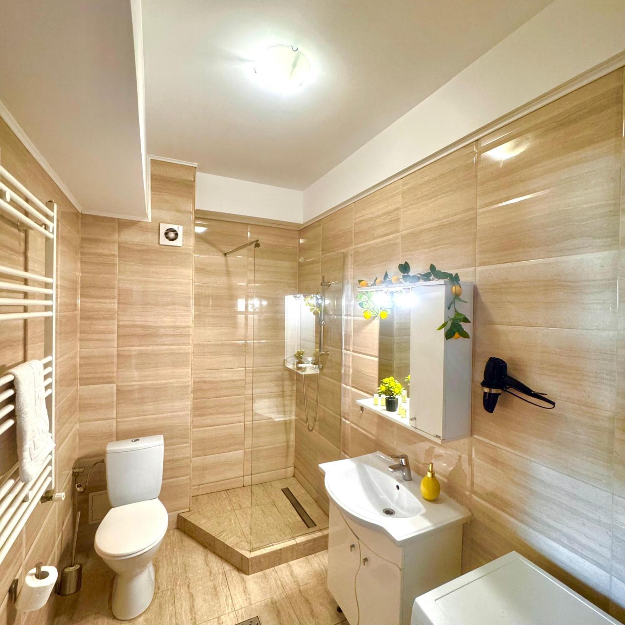 Mamaia Fratelli Summerland Luaran gambar